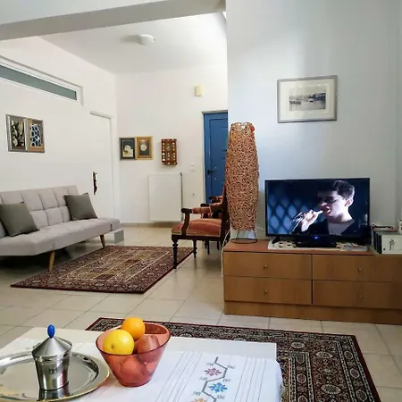Nice Cloce To Eleftherias Square *